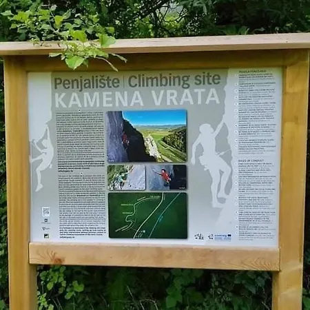 Studio Pod Lipom Roč